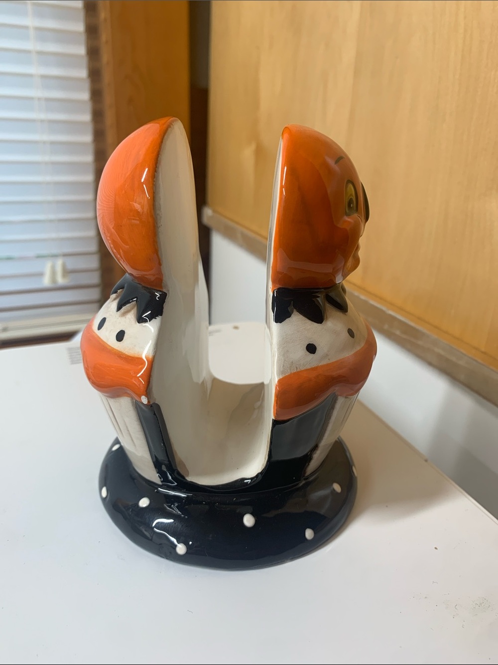 Johanna Parker Halloween napkin holder - Picture 4 of 5